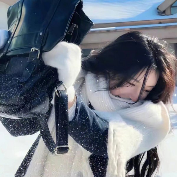 电睛怪客